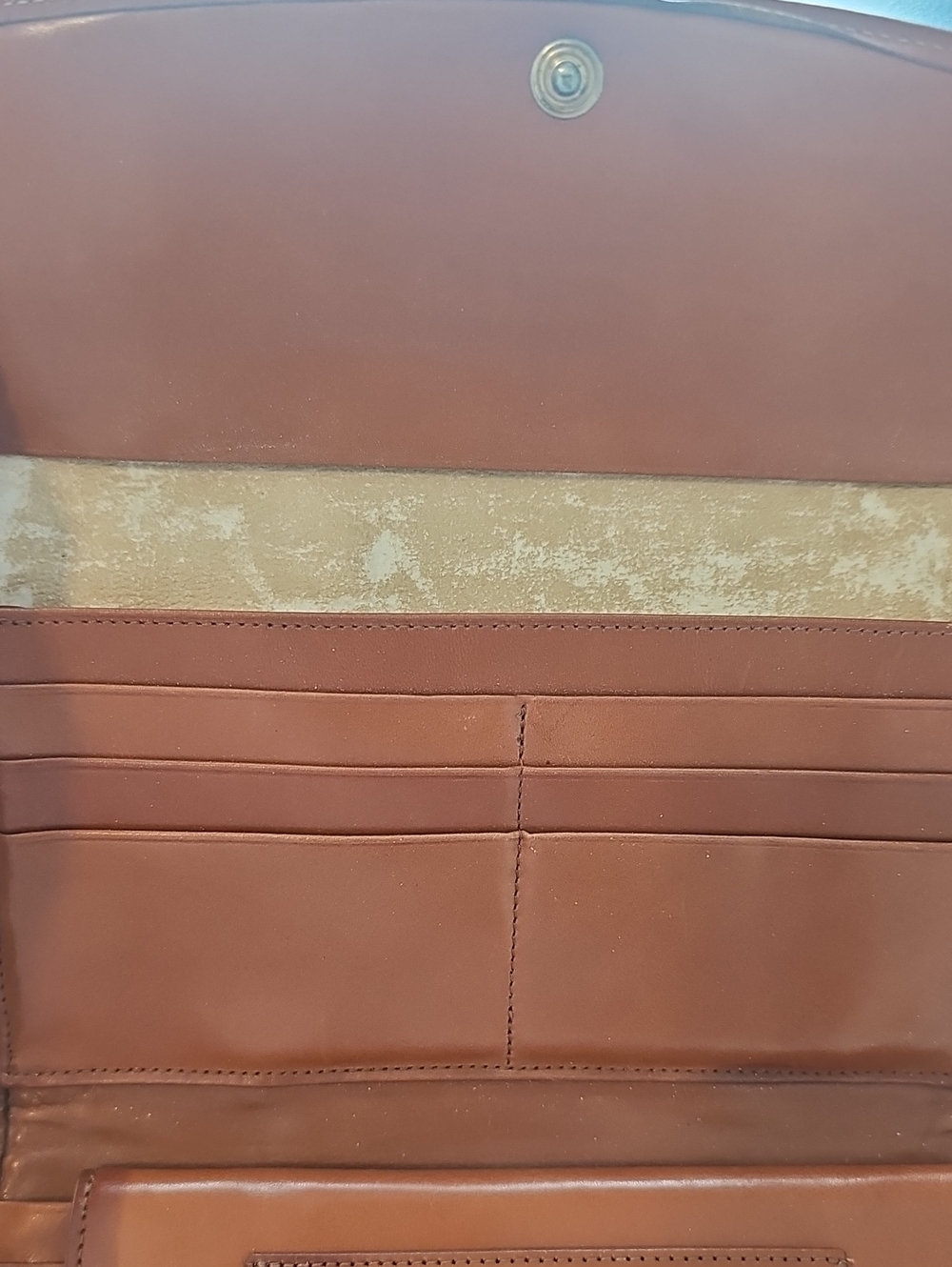 Dooney & Bourke Vintage All Weather Leather Crossbody Wallet Womens OS Green Tan - Picture 5 of 9